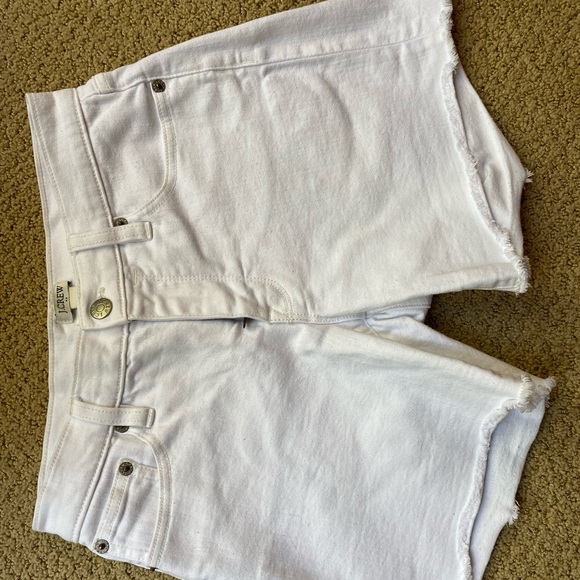 White J. Crew denim shorts 24 - Picture 2 of 3